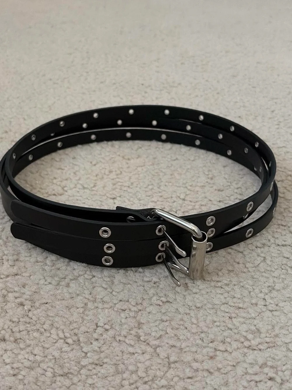 BLACK TRIPLE STRAP LEATHER BELT W/ SILVER HARDWARE